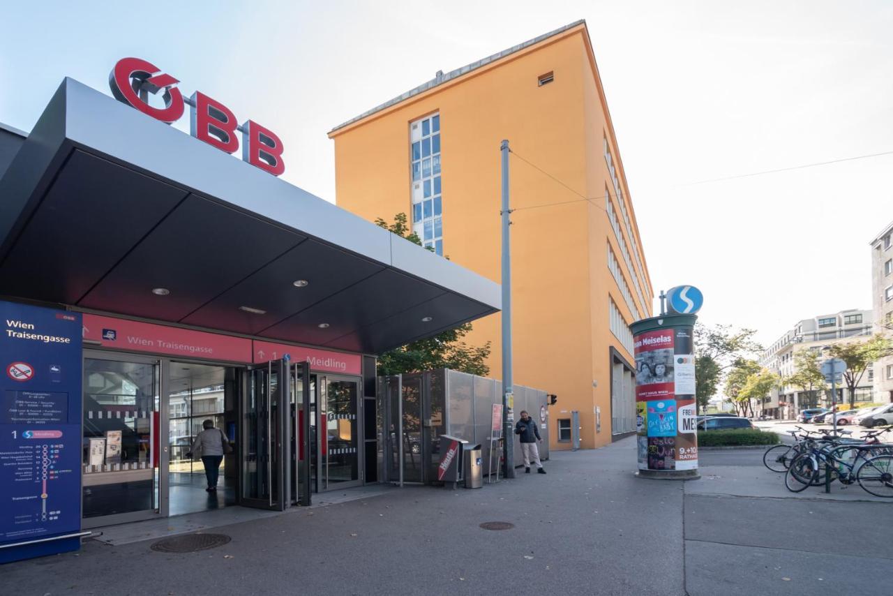 Helles, Neues Dg Apartment Mit Blick Zum Donauturm فيينا المظهر الخارجي الصورة